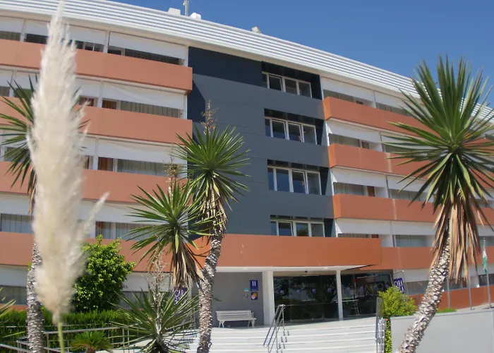 Ohtels Carabela 4* מטלסקנס