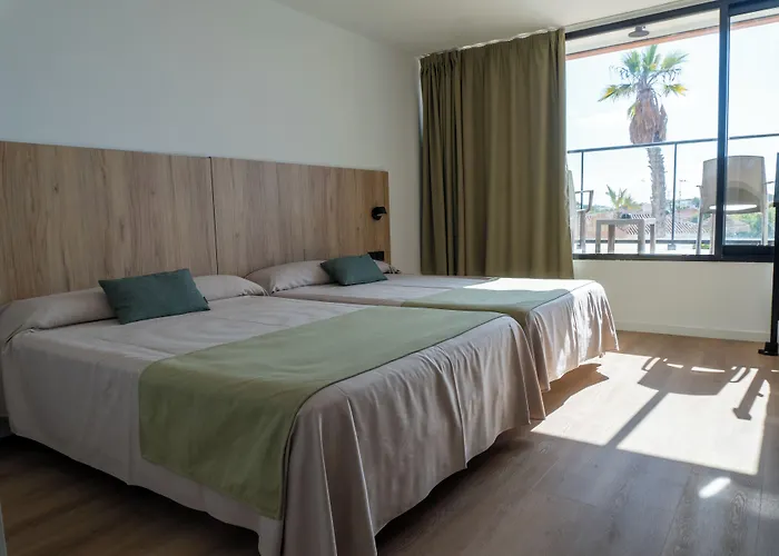Ohtels Carabela מלון מטלסקנס