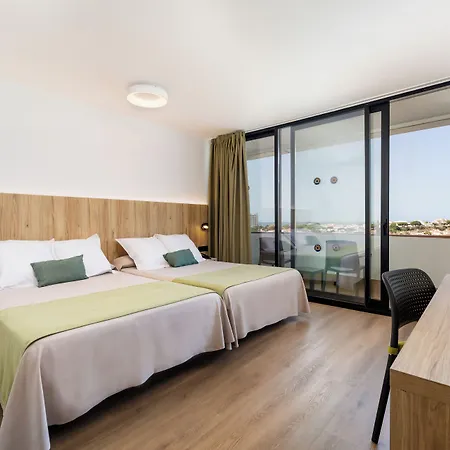 Ohtels Carabela Hotel